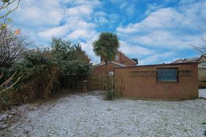 Photo 14- click for photo gallery